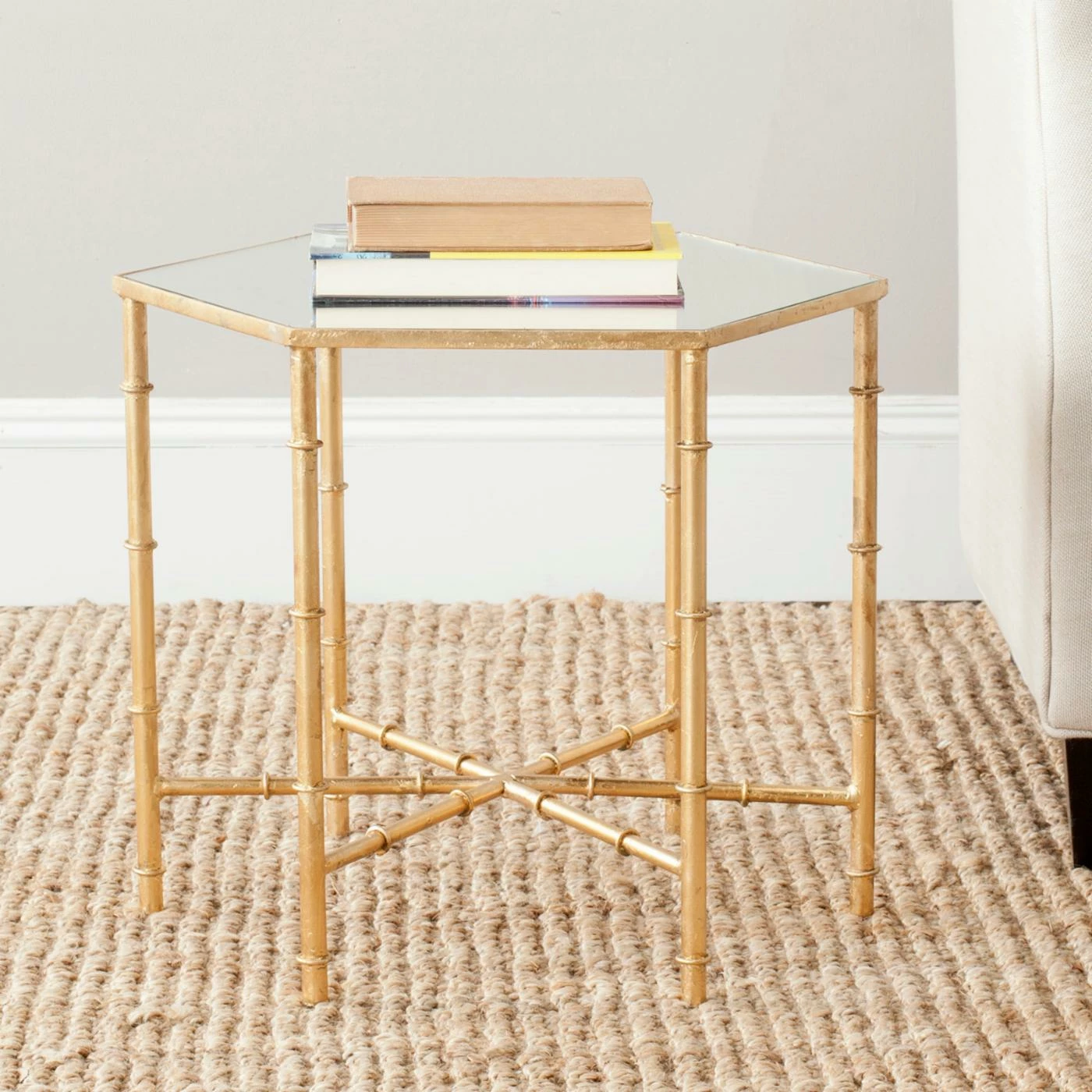 Brand new π Other Shapes - End Tables & Side Tables Safavieh Kerri Accent Table - Gold π₯° - Image 2